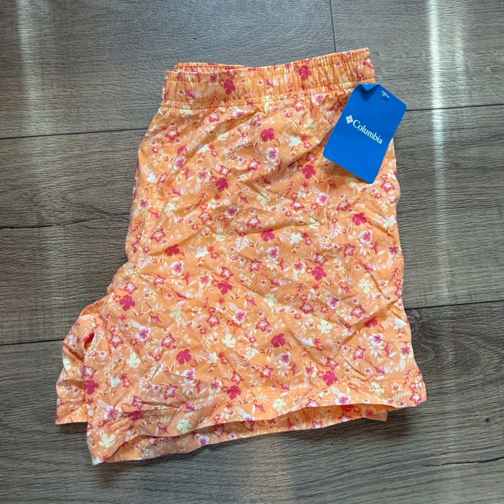 Columbia Peach Floral Shorts